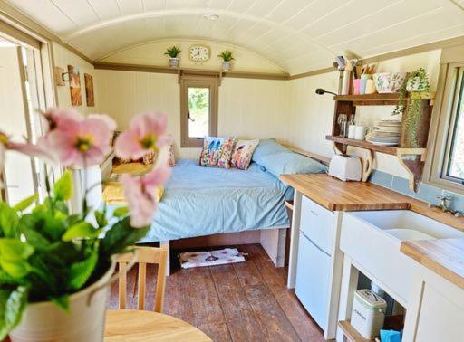 Pen Bryn Shepherd Hut Хей он Уай Екстериор снимка